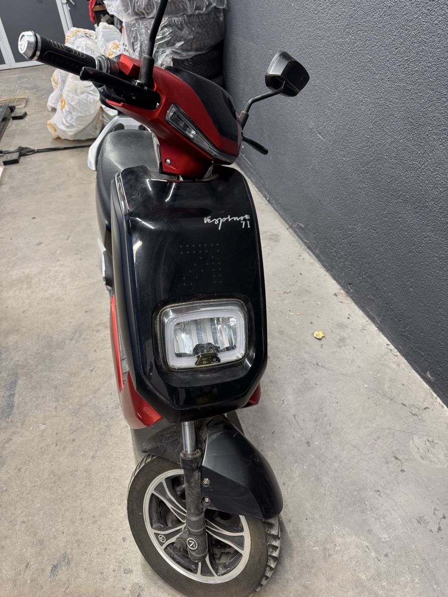 Scooters: Elektroroller Vespino 71  – Gebraucht aus Bäch SZ von Dar_hrl2 1