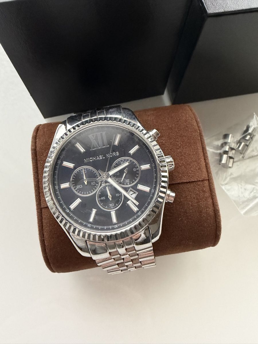 Michael Kors Uhren: Michael Kors Uhr Silber  – Gebraucht aus Kirchberg BE von lea_kb6y