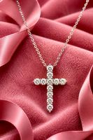 Schicker Kreuzanhänger aus 18 Karat Weißgold mit Diamanten