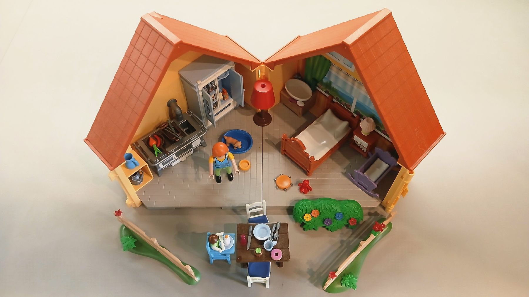 Playmobil Giocattoli: Playmobil maison pliable – Usato da Romainmôtier venduto da PanPan 8