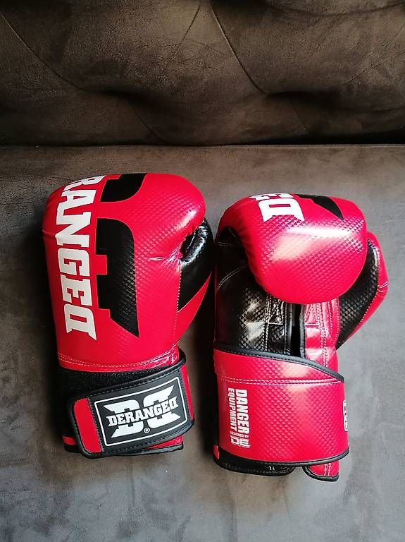 Guanti & manicotti: Gants de boxe – Usato da Lonay venduto da mis_5xvh