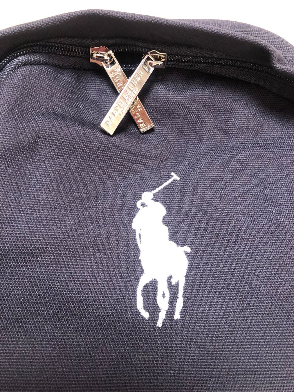 Ralph Lauren Zaini: Ralph Lauren Rucksack dunkelblau neu – Nuovo e nell'imballaggio originale da Aesch LU venduto da Montana70 3