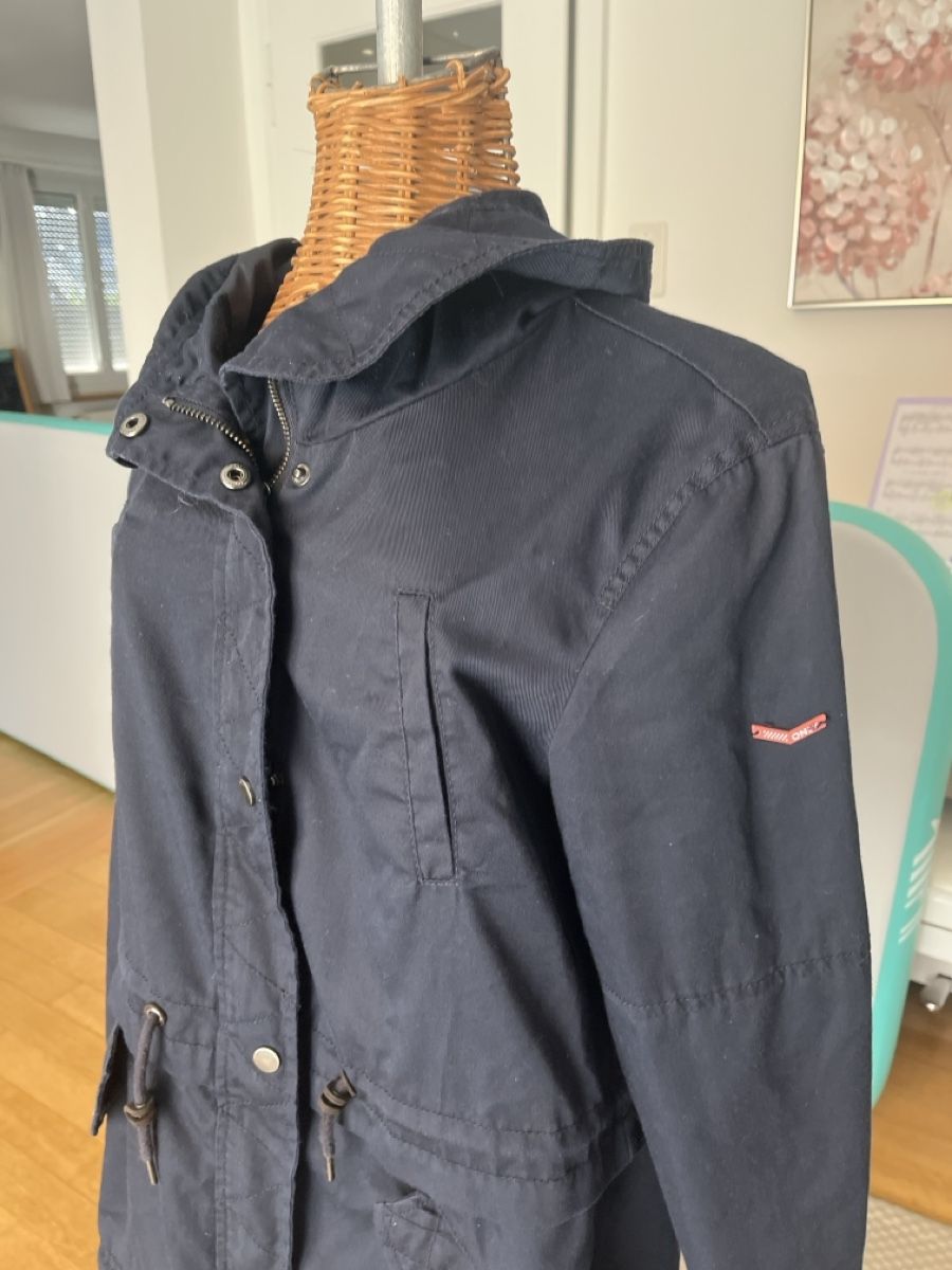 Only Giacche: Jacke dunkelblau, Only, M – Usato da Solothurn venduto da Bobesch08 3