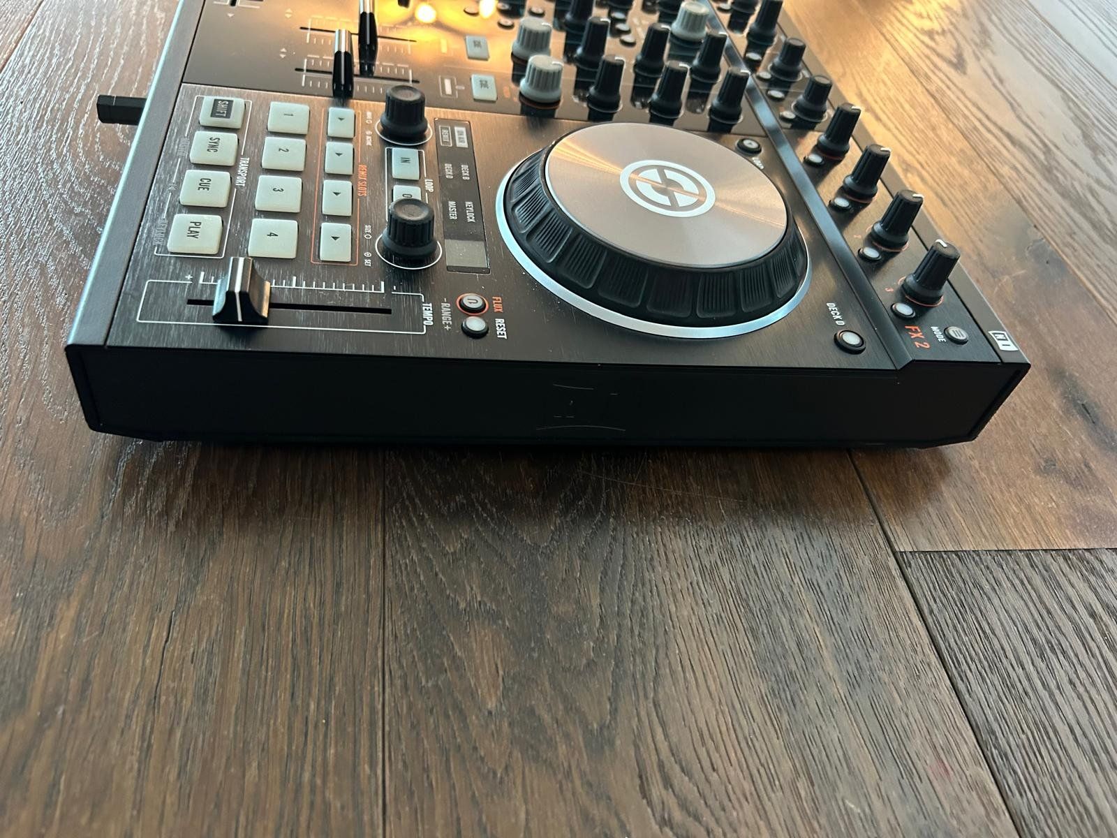 Traktor Console di mixaggio: Native Instruments Traktor Kontrol S4 MK2 – Usato da Herrliberg venduto da sel_kxy2 2