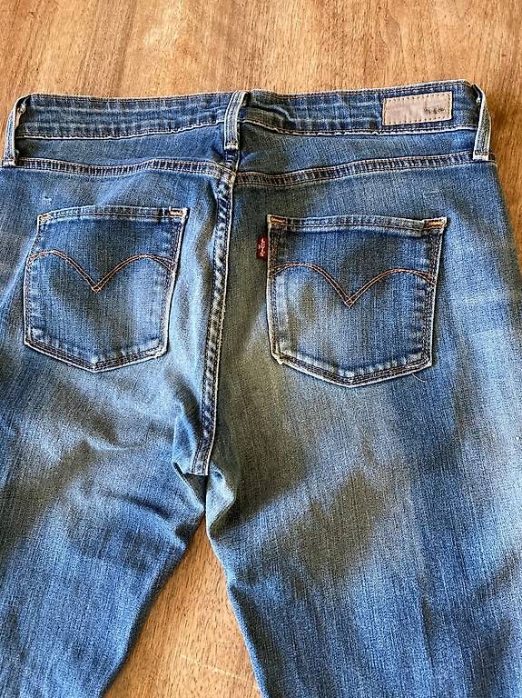 Jeans: Jean Levis taille 29 – Gebraucht aus Renens VD von chrstn