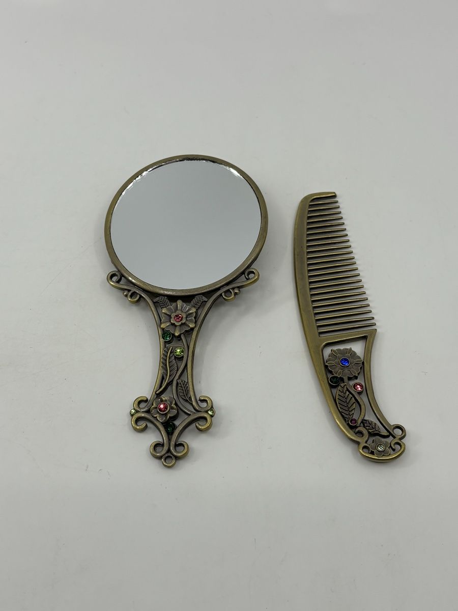 Sonstige Haarpflege: Antikes Spiegel- und Kammset mit Strass – Gebraucht aus Herisau von Seyashop1 2