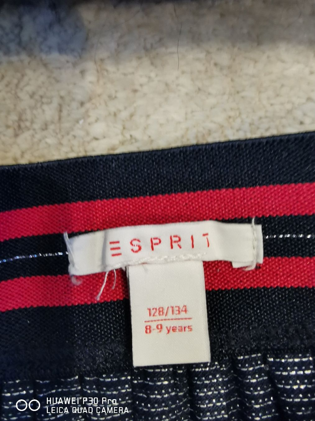 Esprit Lotti & Set di vestiti: Mädchen Kleider-Set 4-tlg. Gr 128-140 – Usato da Erlenbach ZH venduto da alisamilana 1