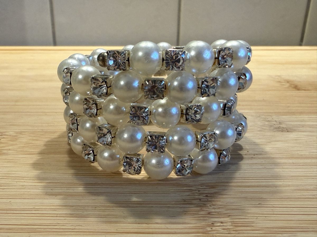 Bracciali & Braccialetti: Perl-Armband mit Steinchen, elegant – Usato da Basel venduto da zukk_