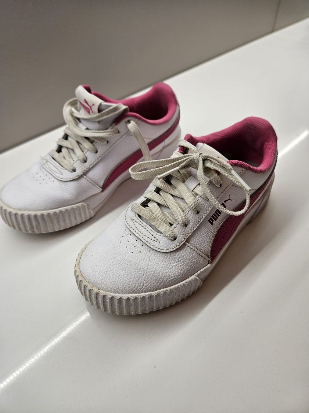 Puma Scarpe per ragazze: Puma Sneakers, weiss/pink, Grösse 36 – Usato da Adlikon b.Regensdorf venduto da pmathys 1