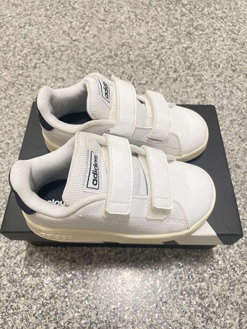 Adidas Scarpe per ragazzi: Top Kinderschuhe Adidas – Usato da Buchs SG venduto da VitaliiKu 2
