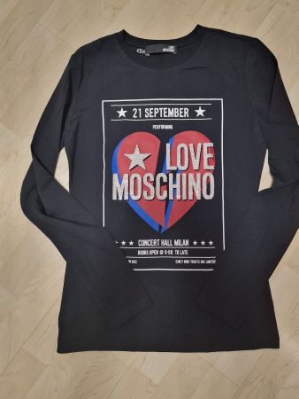 Neues Love Moschino Shirt Grösse 40