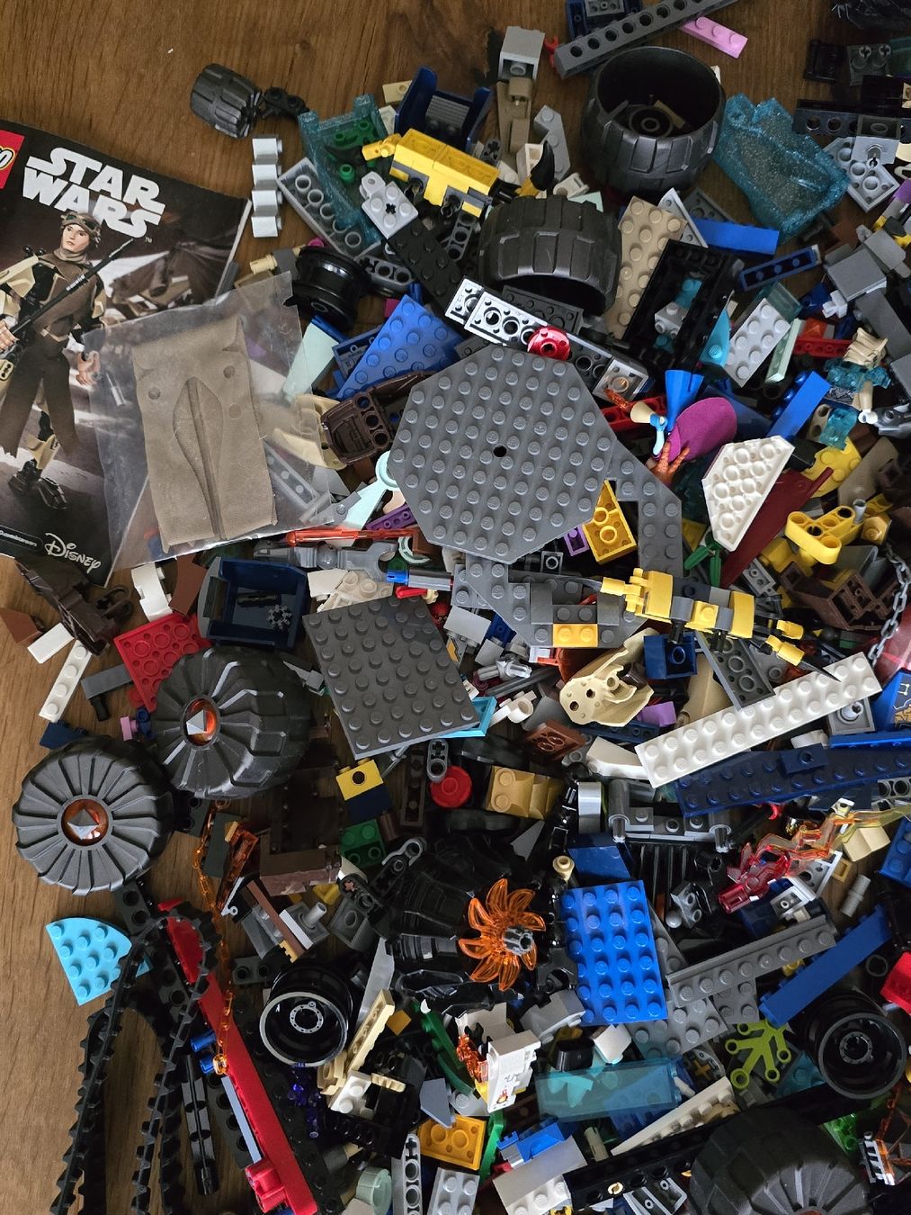Lego Giocattoli: lego gemischt – Usato da Wittenbach venduto da Tigerlili 6