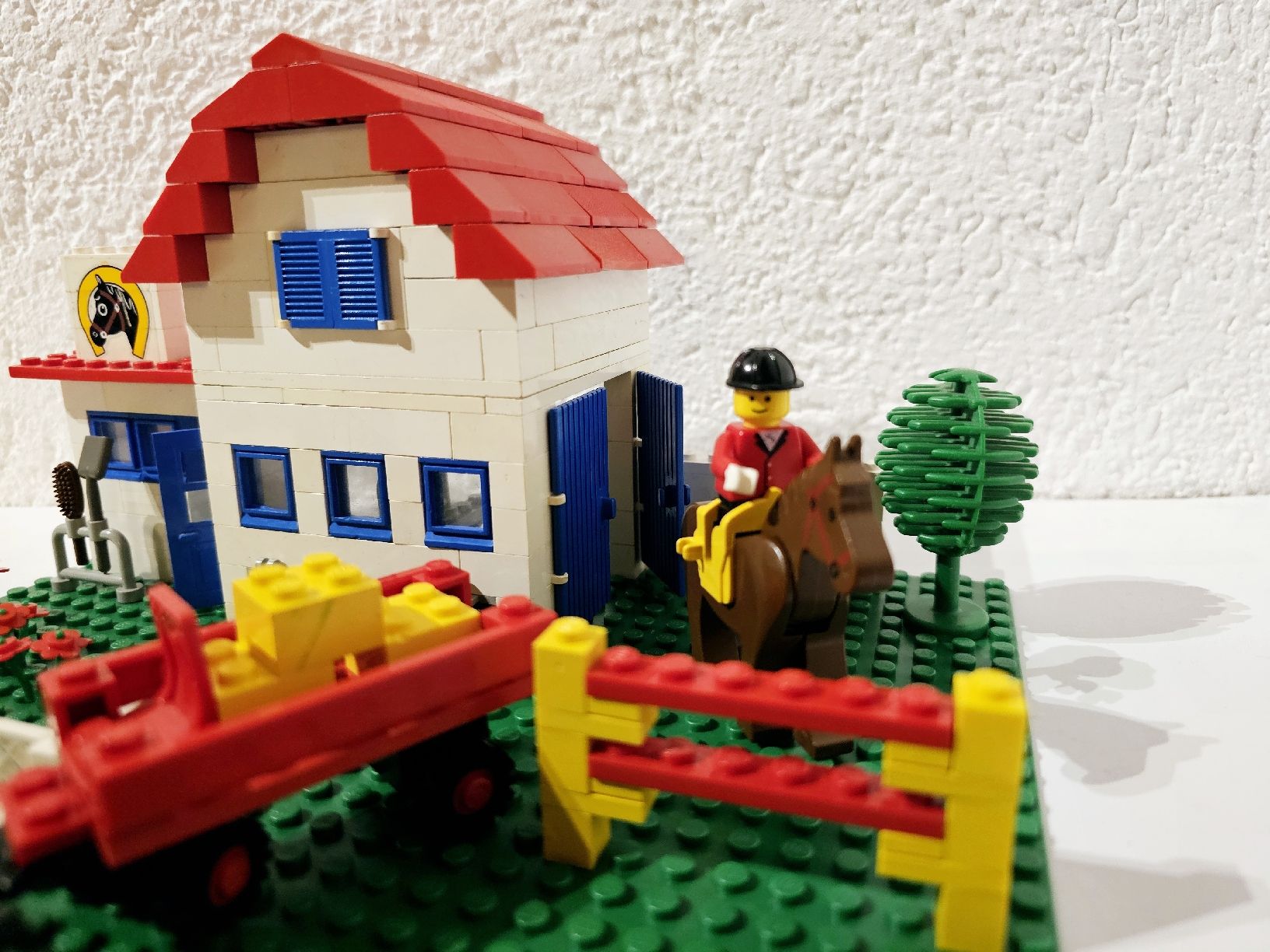 Lego Kit di costruzioni: LEGO LEGOLAND 6379 GROSSER REITERHOF – Usato da Turbenthal venduto da Ddanuh 2