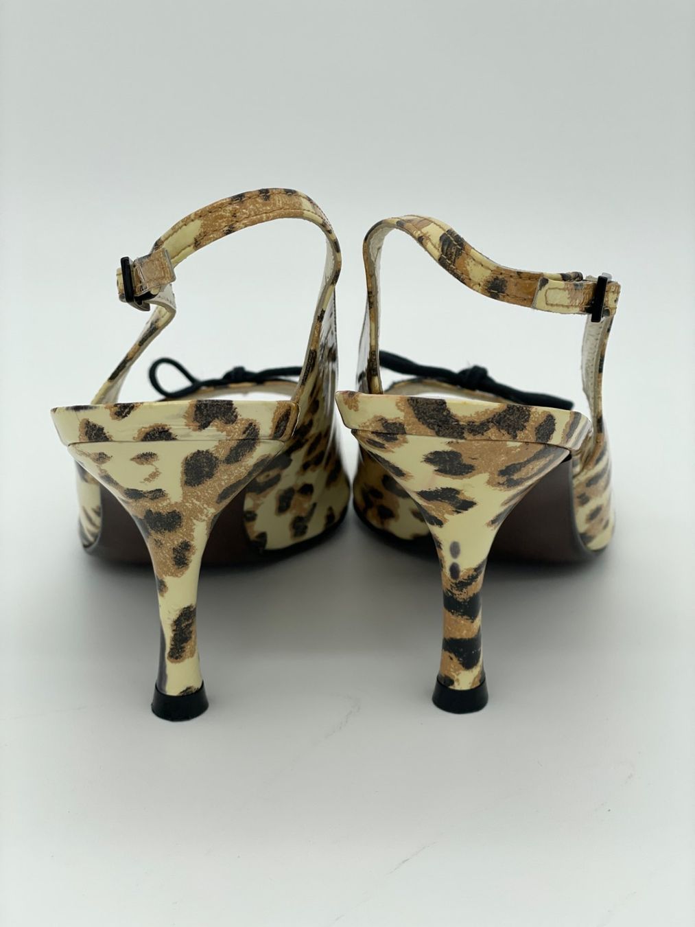 Stuart Weitzman Scarpe da donna: Stuart Weitzman Leopard Print Slingback EU 37.5 Mehrfarbig – Usato da Zürich venduto da shoe_shop 6