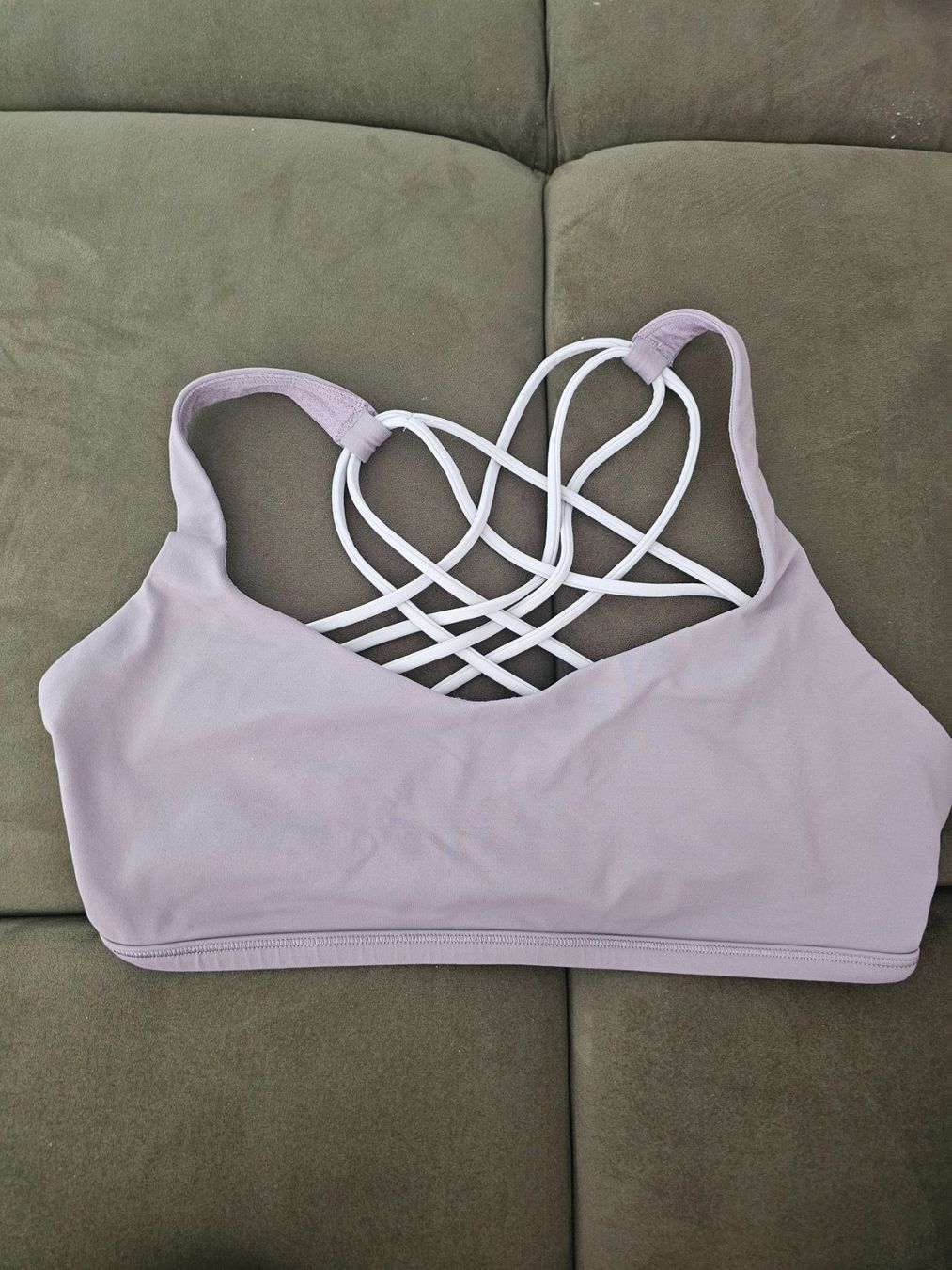 Lululemon Top: Lululemon Sport BH – Usato da Zürich venduto da yasemiin
