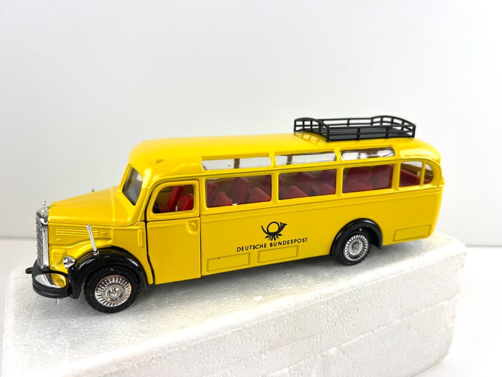 NZG - MERCEDES BENZ OMNIBUS 0 3500 POSTE SUISSE - 1/40 - DANS SA BOITE - TBE