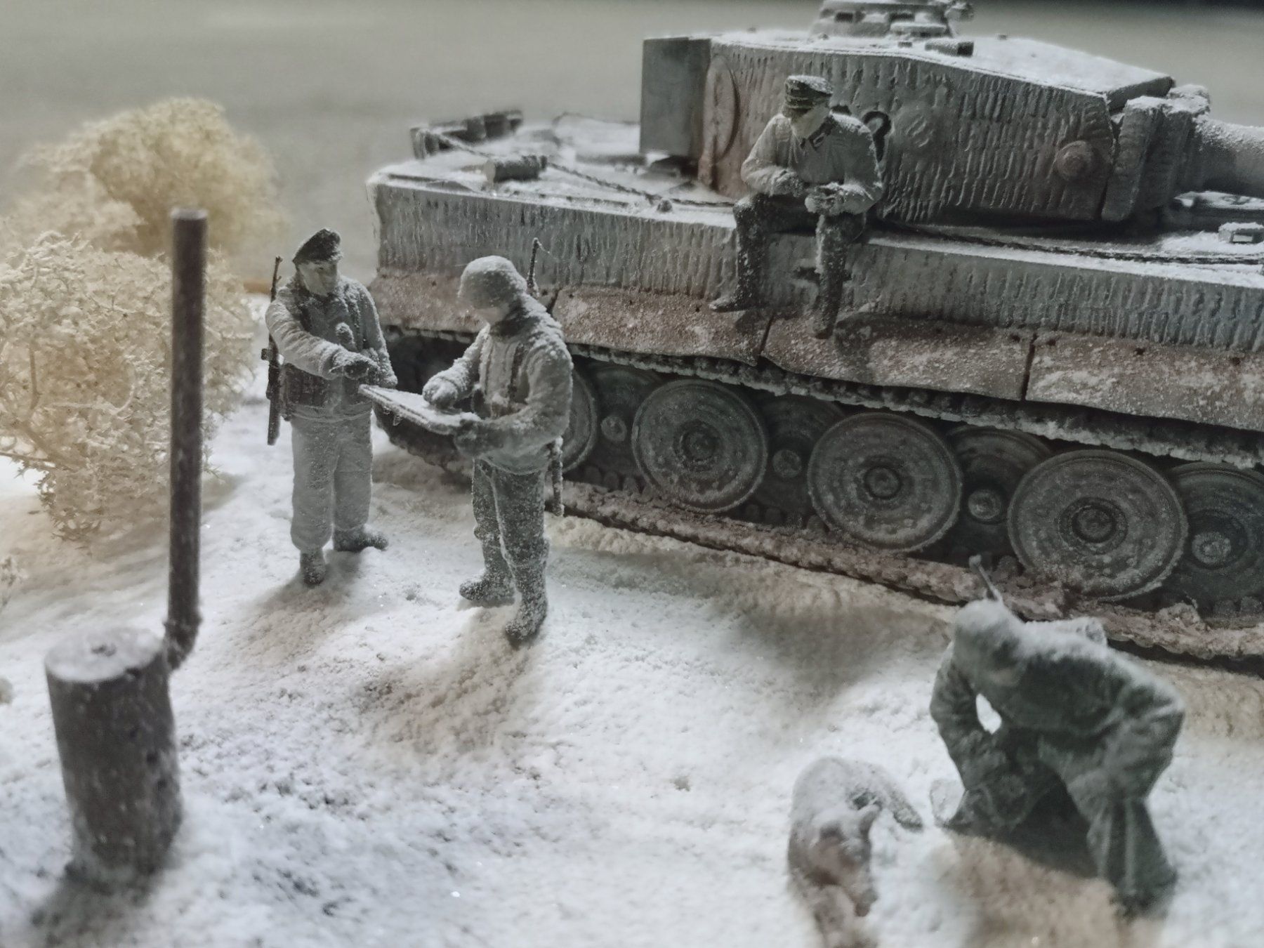 Kit di modellismo & Modellini statici: 1:35 Diorama "deutsche Einheit" – Usato da Niederbipp venduto da kevintifu20 5