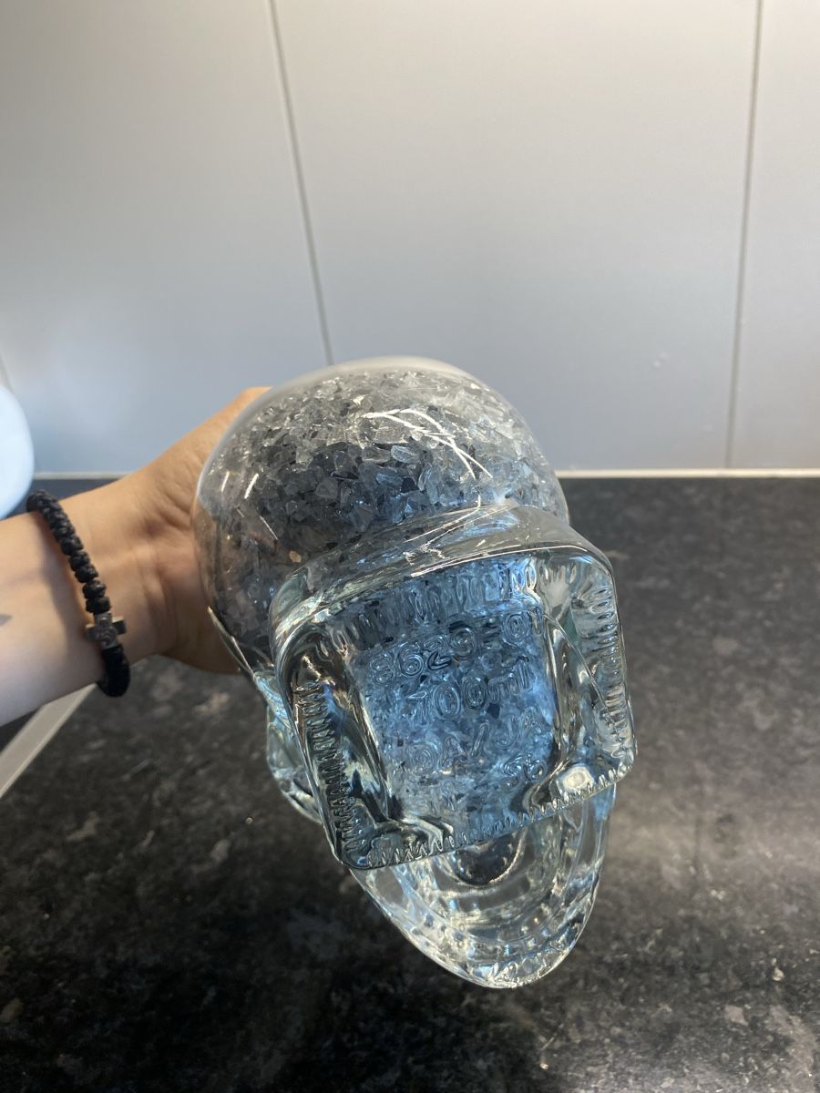 Tutte le decorazioni: Totenkopfglas mit Steine – Usato da Dübendorf venduto da GinaGiulia 6