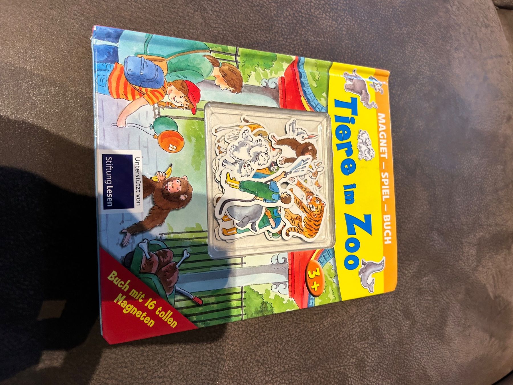 Libri: 3 Kinderbücher mit Magnetfiguren – Nuovo (secondo la descrizione) da Willisau venduto da Geissbock11 6