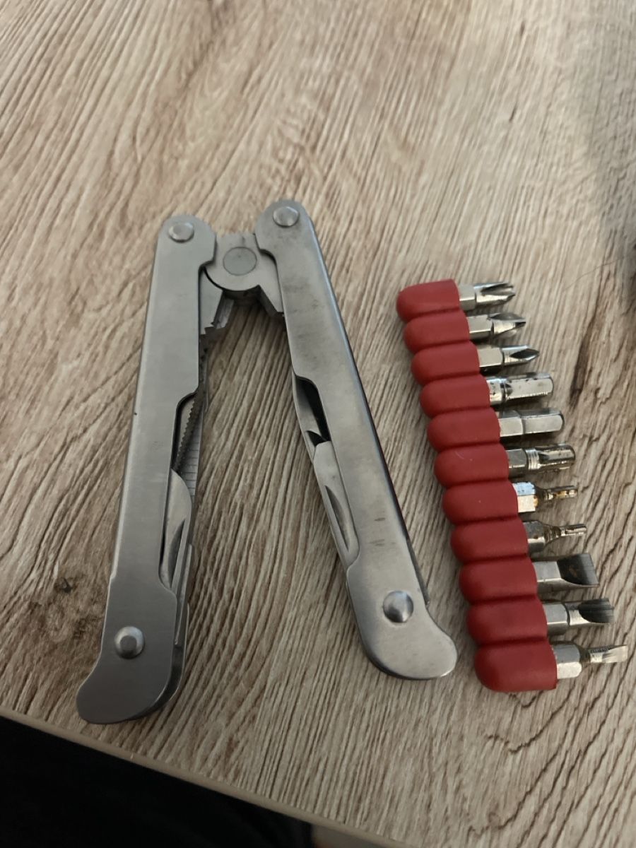 Alle Werkzeuge: Multitool Manor inklusiv Bit-Set und Etui gebraucht – Gebraucht aus Chur von eagle86federico 5