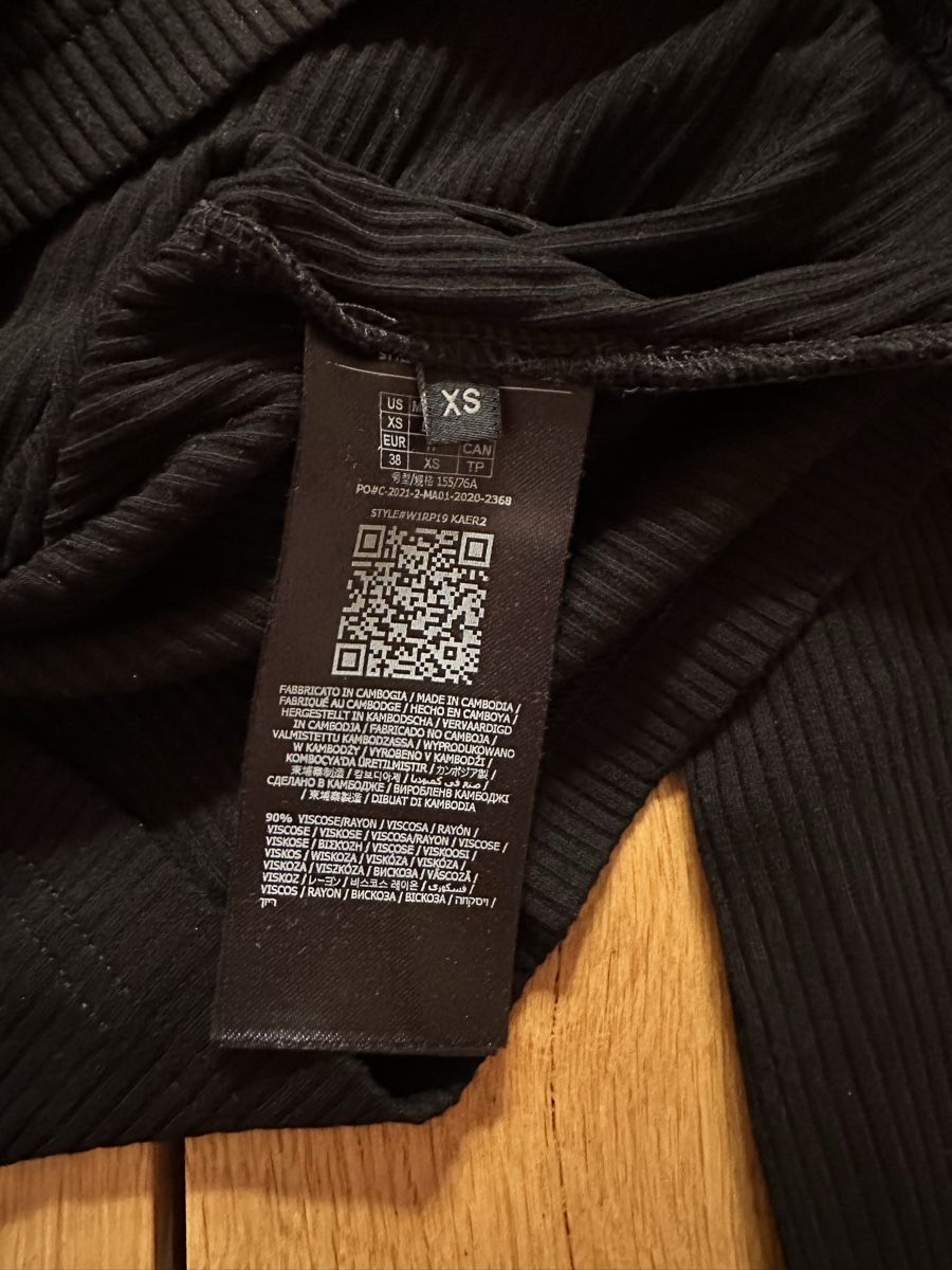 Guess Top: Langarmshirt Guess XS – Nuovo (secondo la descrizione) da Oberwil-Lieli venduto da Claudine_1988 5