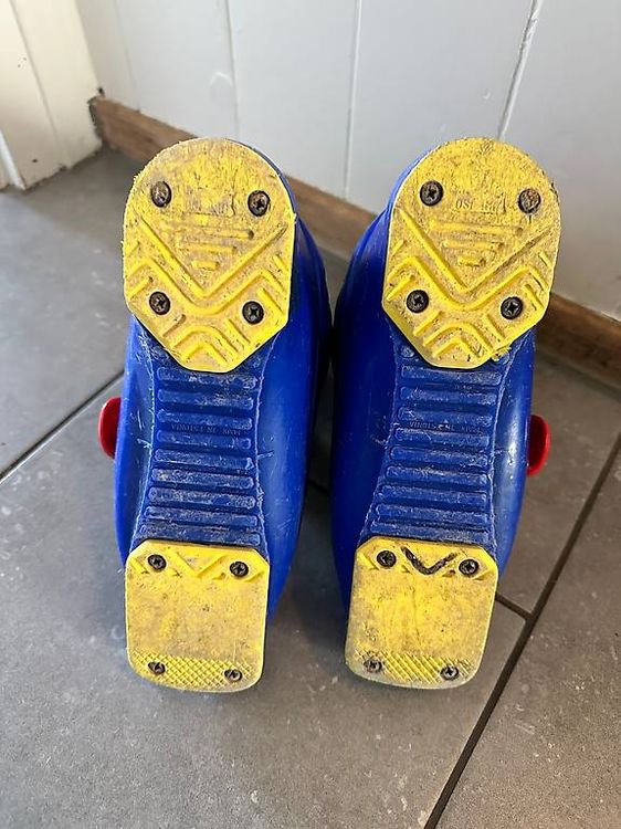 Chaussures garçon: Kinder Skischuhe Tecno T2 Junior Racing 20.0 (245mm) – D'occasion à Zürich par manesse17 4