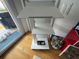 Rednerpult Zilfor Atlas in Weiss – Höhenverstellbar (Italy)