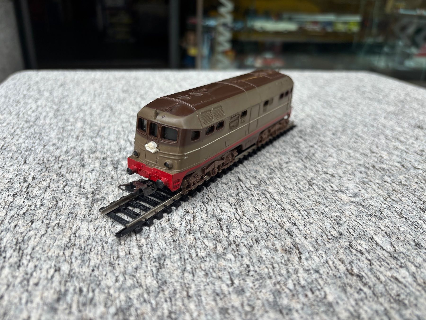 Rivarossi Modellini di ferrovie: Lima H0 DC Diesel D342 Castano Isabella – Usato da Chiasso venduto da Carrara-Modellismo 7
