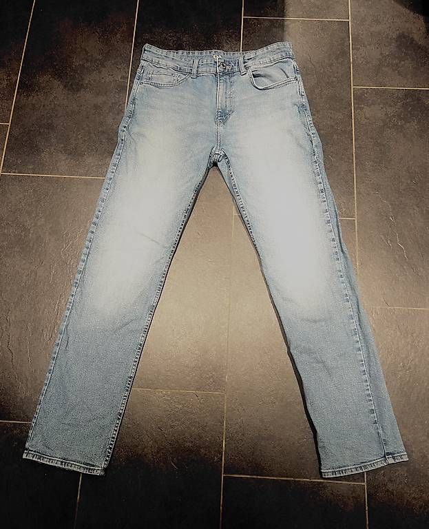 Jeans: C&A Jeans Straight W32 L33 – Usato da Kilchberg ZH venduto da SyFo286