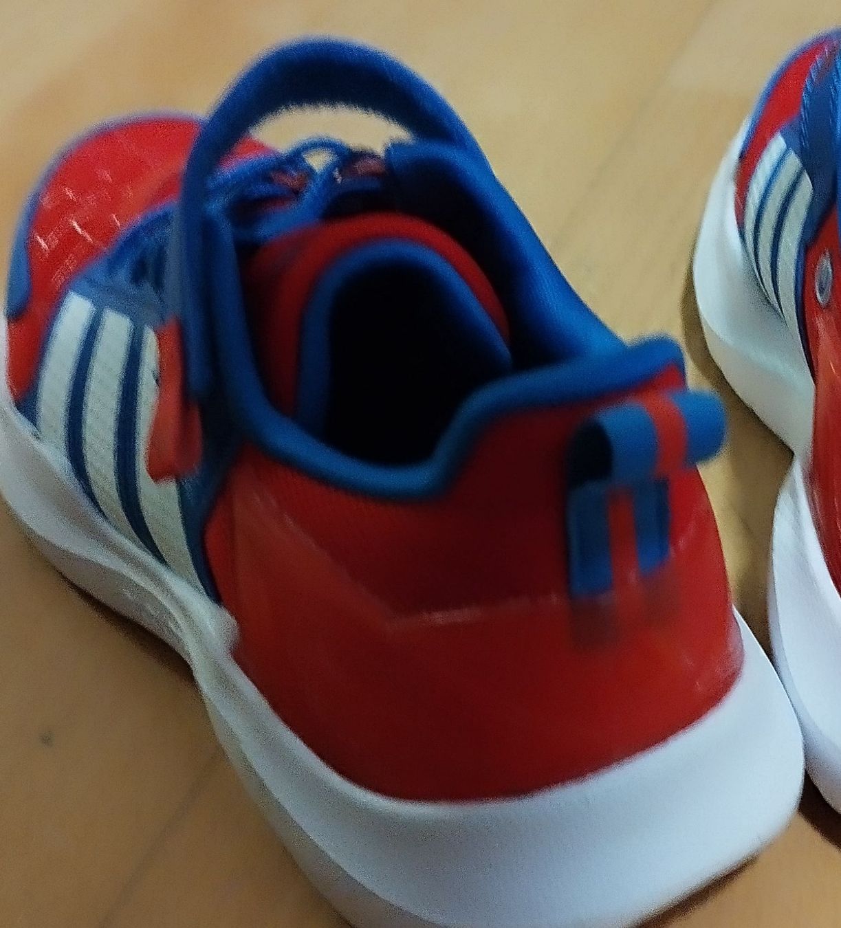 Adidas Scarpe per ragazzi: Adidas Marvel Lightorama Shoes gr. 33 – Nuovo (secondo la descrizione) da Bülach venduto da Mylos26 2