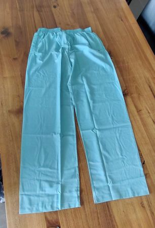 Hosen Damen Grösse M türkis und graublau neu und ungetragen