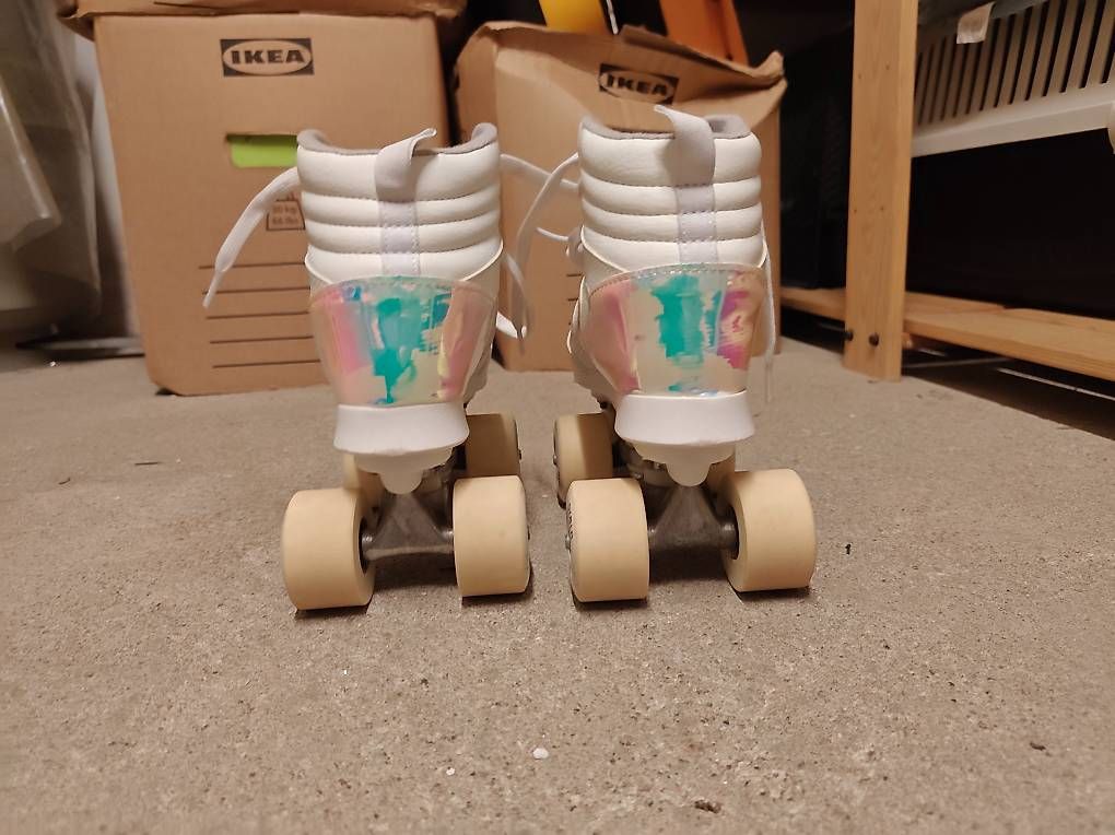 Inline-Skating & Rollschuhe: Pattini a rotelle – Gebraucht aus Gravesano von sim_5glq