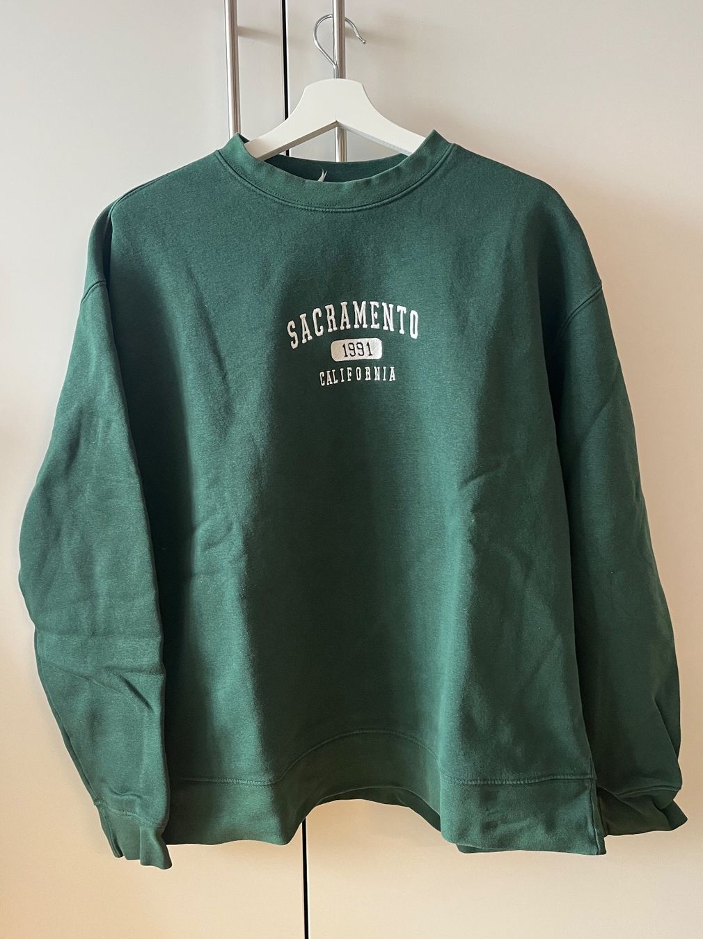 Pull&Bear Maglioni & Felpe: Sweatshirt Pull&Bear – Usato da Rain venduto da Rasala3