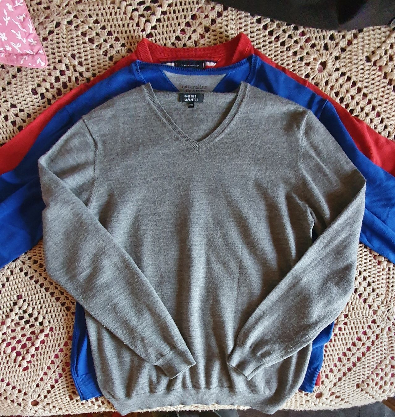 Tommy Hilfiger Pullover & Sweatshirts: 5 pulls XXL Hilfiker, Fila Célio Lafayette – Gebraucht aus Erde von zakleblanc 5