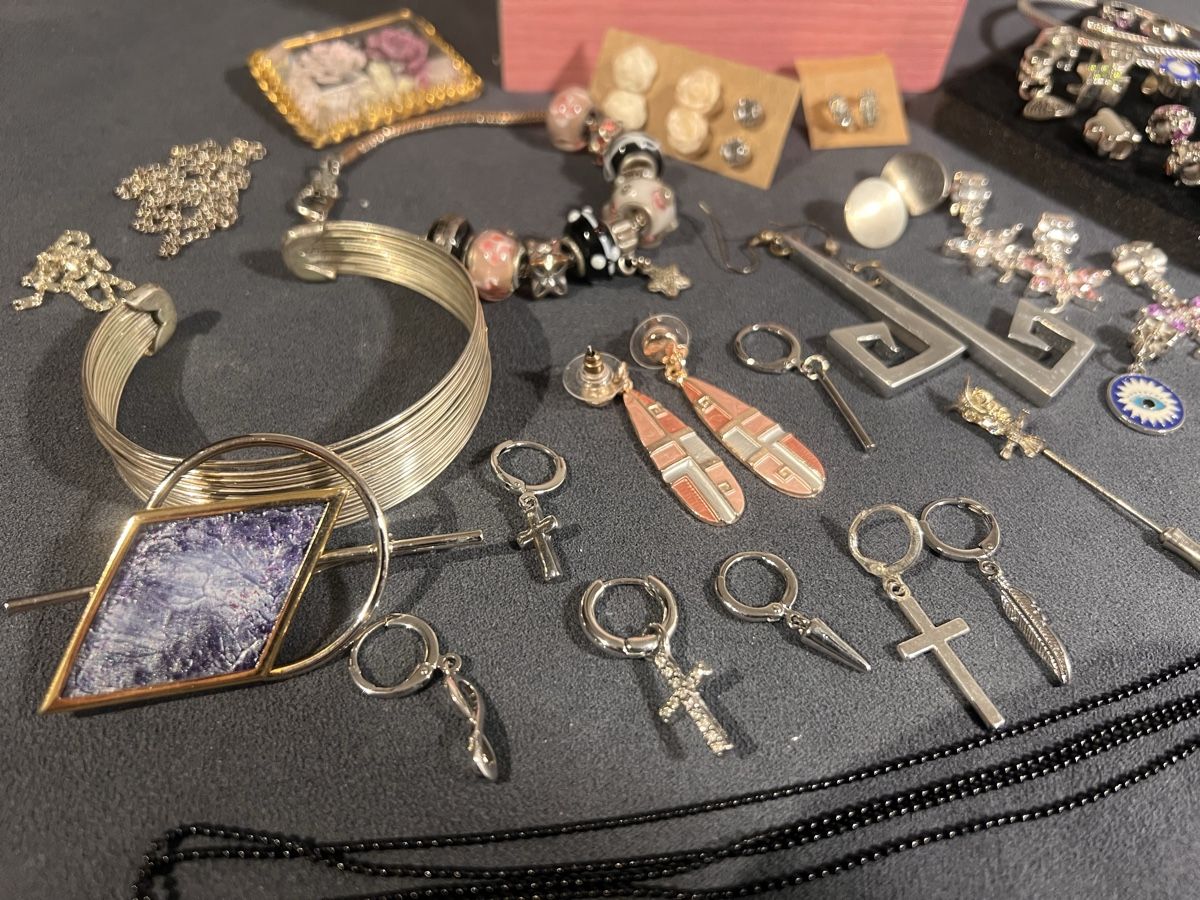 Altri gioielli: Lot de bijoux  – Usato da St-Pierre-Clages venduto da ste_xk6p 3