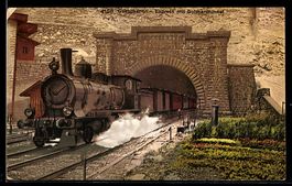 AK Goeschenen, Expresszug der Gotthardbahn aus dem Tunnel fa