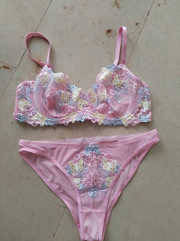 Altra biancheria intima: BH sets neu – Usato da Sursee venduto da Cynthia7889 3