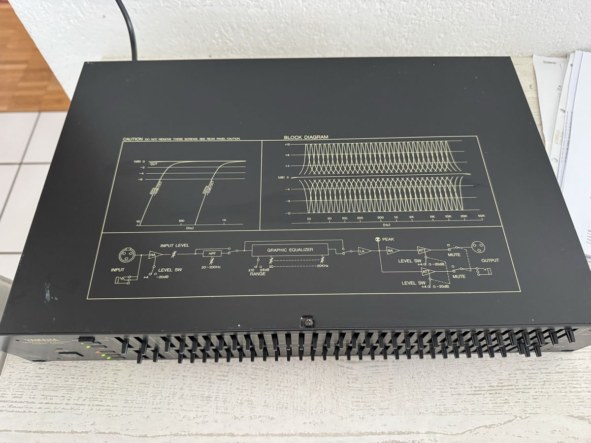 Yamaha Equalizer: yamaha q2031 graphic equalizer – Gebraucht aus Zunzgen von milesdavis76 3