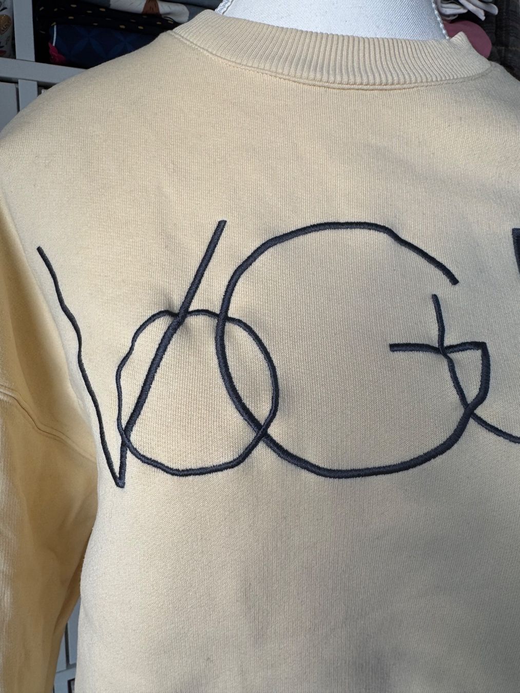Pullover & Sweatshirts: Vogue Sweater, Gr. 36 – Gebraucht aus Wangen b. Olten von lin_m9cm 1