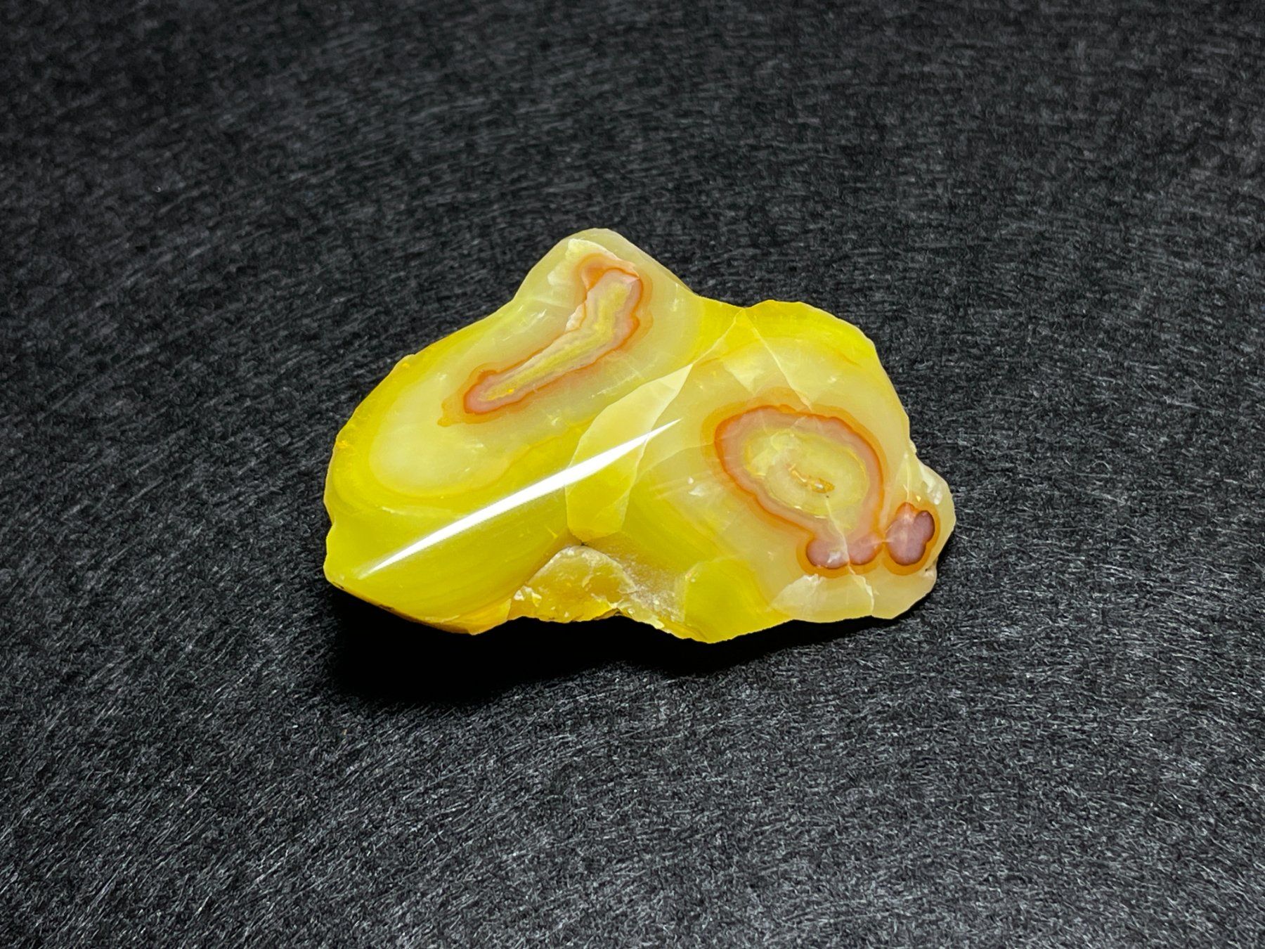 Minéraux & Lithothérapie: Smithsonite jaune botryoïde – D'occasion à Cernier par Tashi_Delek