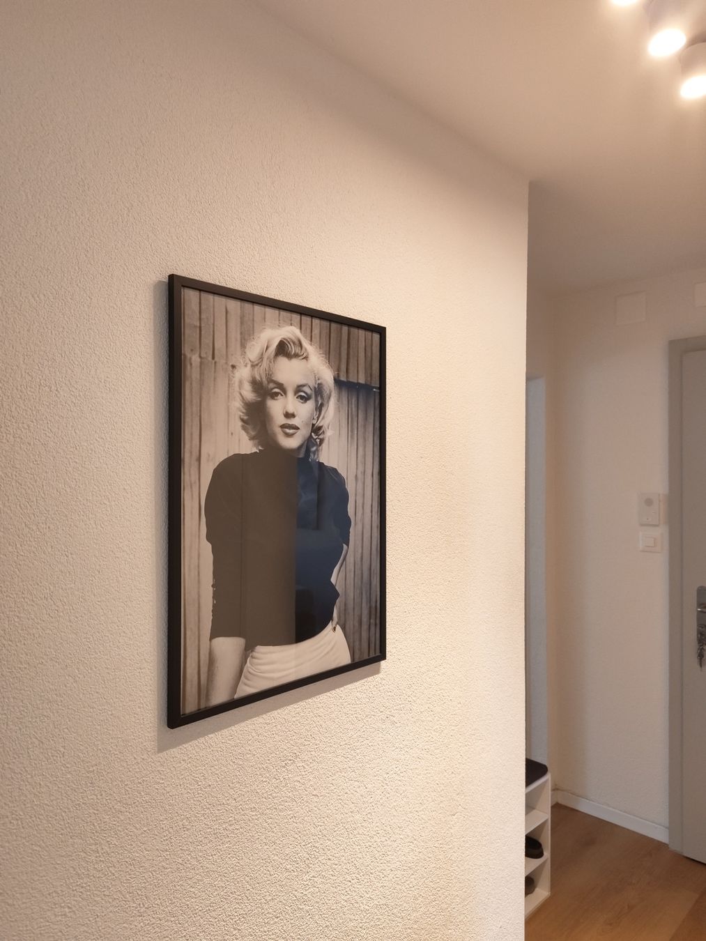 Poster & Bilder: Poster Marilyn Monroe black frame - as new – Neu (gemäss Beschreibung) aus Kreuzlingen von fix_wx75