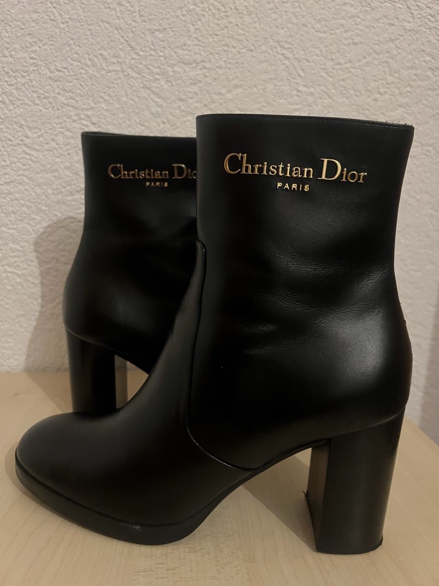 Dior Scarpe da donna: Bottines Dior – Usato da St-Pierre-Clages venduto da ste_xk6p 1