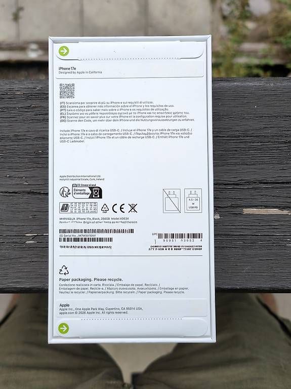 Handys / Smartphones: NEUF iPhone 17e noir 256gb garantie 2 ans  – Gebraucht aus Les Paccots von jmembrez 1