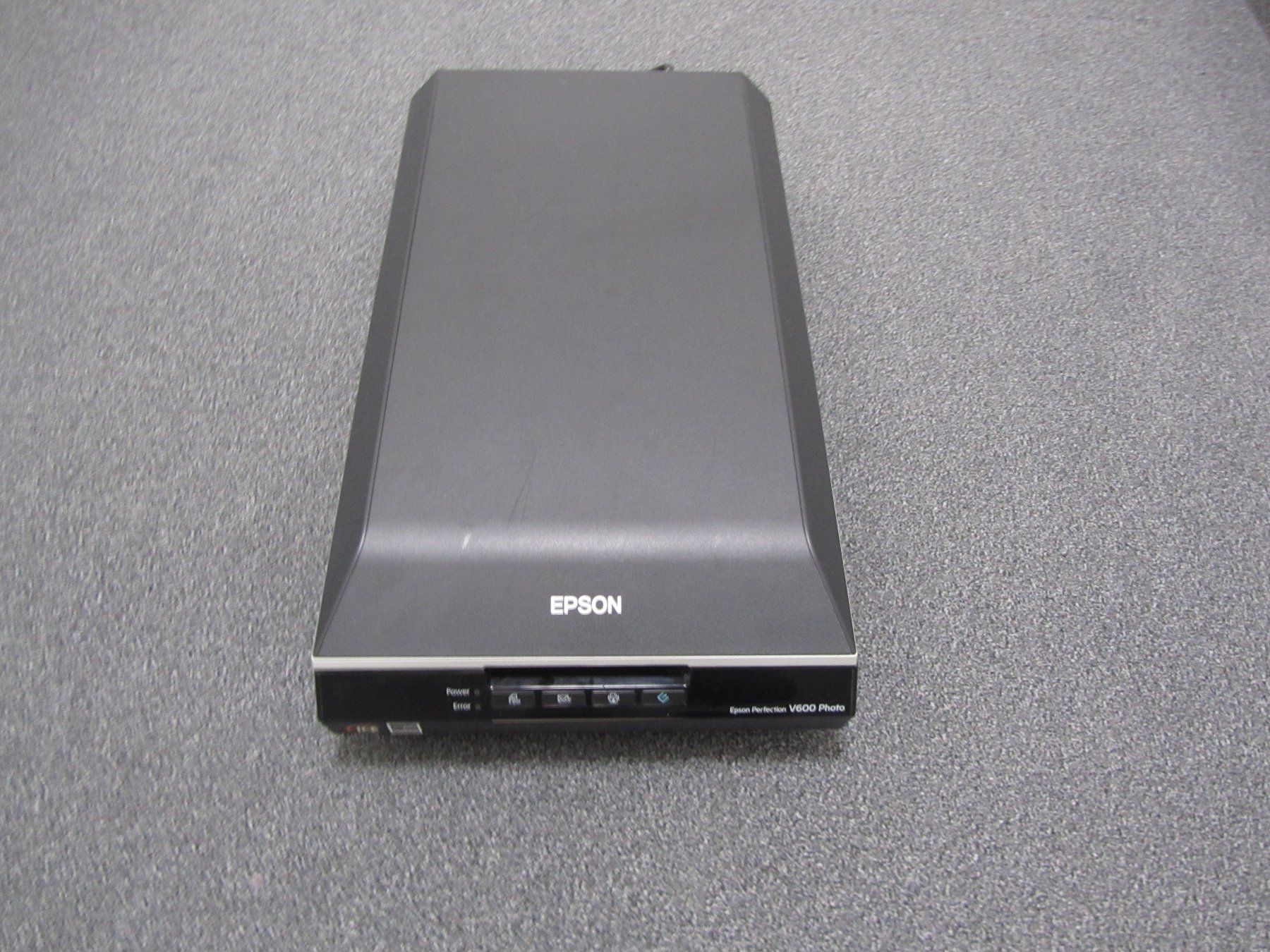 Epson Scanner: Epson Perfection V600 Photo – Usato da Wangen ZH venduto da Norste