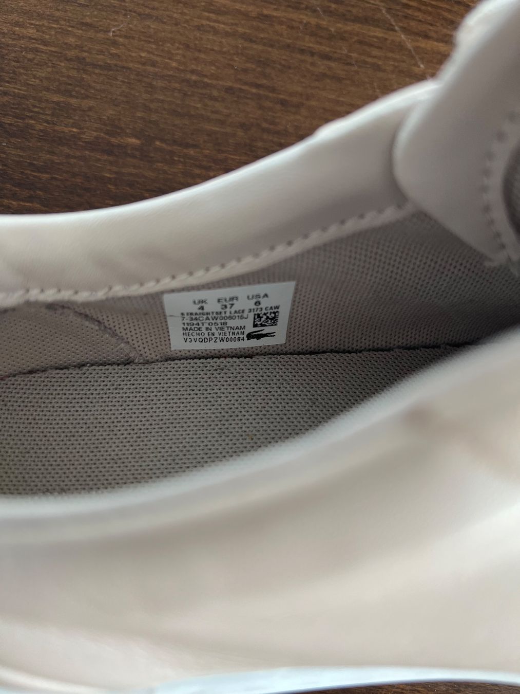 Lacoste Scarpe da donna: Lacoste Leder Sneaker Damen, Grösse 37 – Usato da Ebmatingen venduto da Mistelu 3