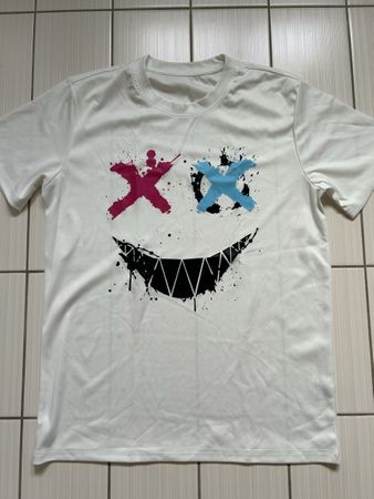 T-Shirt Grösse M mit Gesichts-Print 