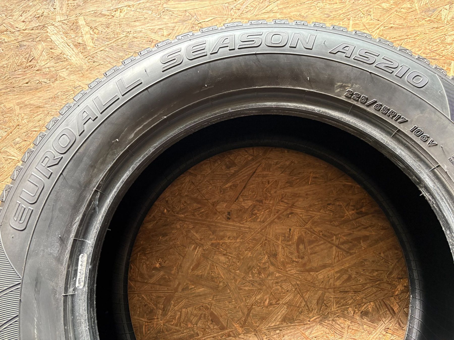 Pneus & Kompletträder: 4 Stk Ganzjahresreifen 225/65 R17 – Gebraucht aus Wangen b. Olten von Hba2
