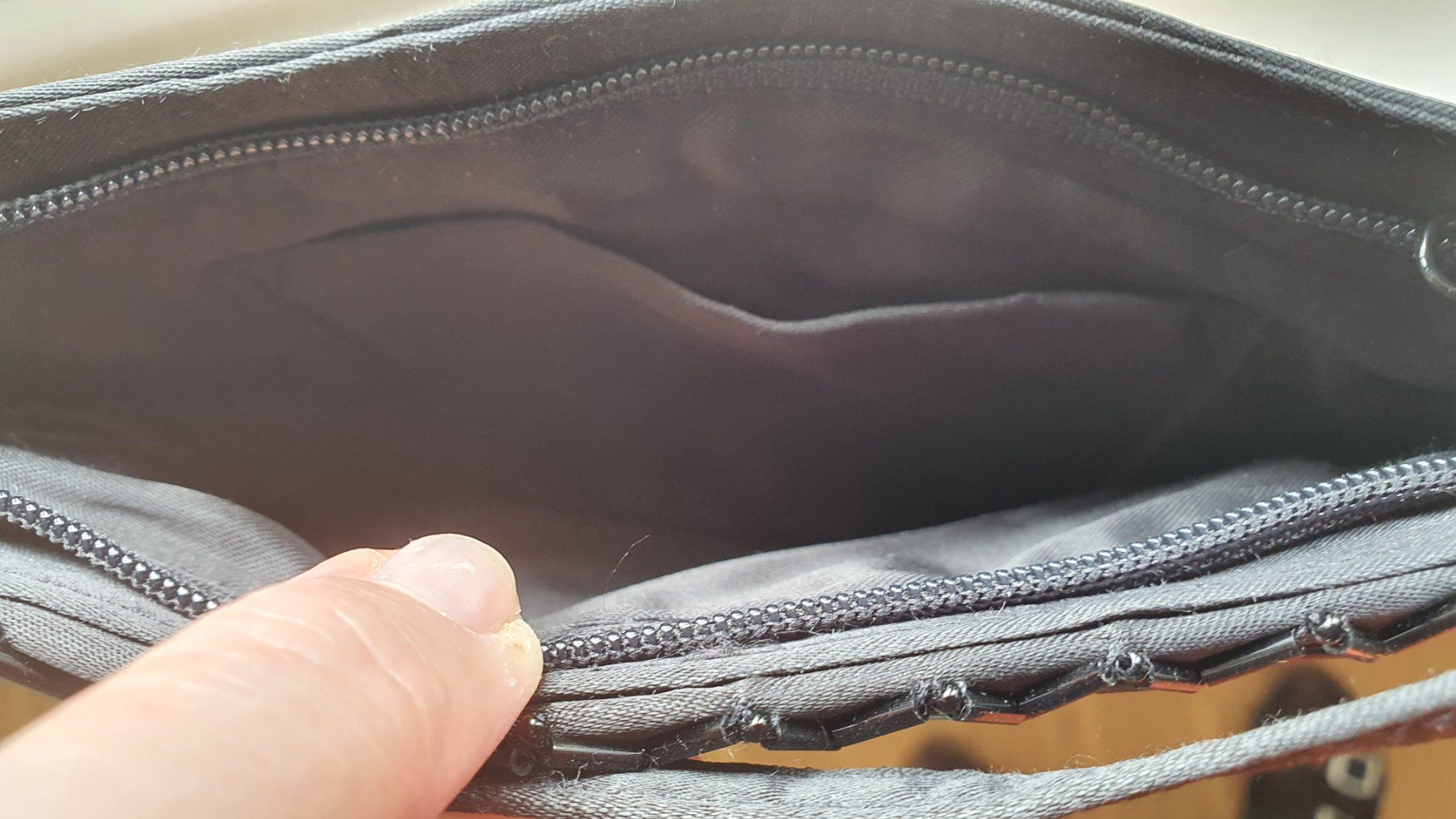Borse da donna: Bestickte Satin Abendtasche – Usato da Niederlenz venduto da clea50 3