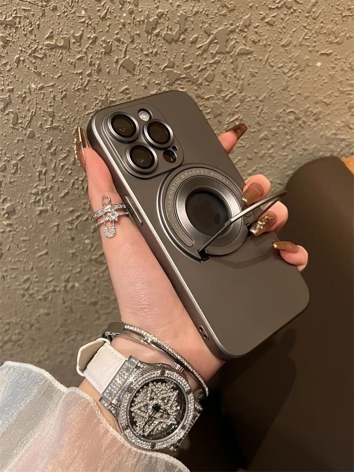 Apple Covers & Schutzfolien: iPhone Hülle 15 Pro – Neu und originalverpackt aus Zürich von NNK28 1