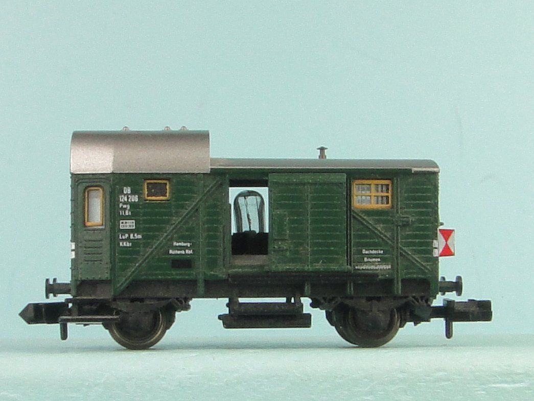 Fleischmann Modellini di ferrovie: Fleischmann Spur N DB Gepäckwagen – Usato da Bülach venduto da Albitrain 1